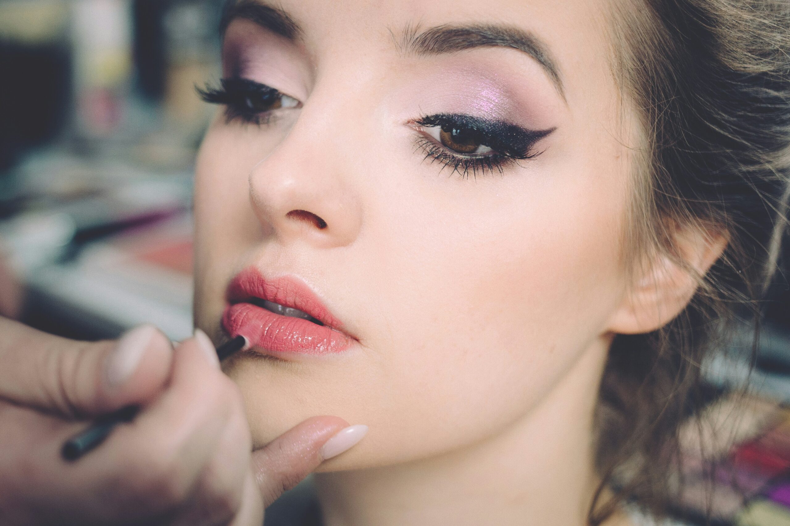 trouvez un spécialiste de la beauté des ongles pour des soins professionnels et des conseils personnalisés.