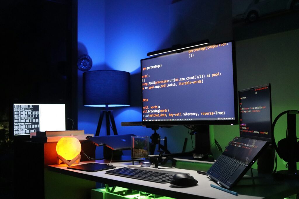 découvrez la science informatique et ses nombreuses applications dans le monde moderne, de l'intelligence artificielle à la cybersécurité, avec notre guide sur la computer science.