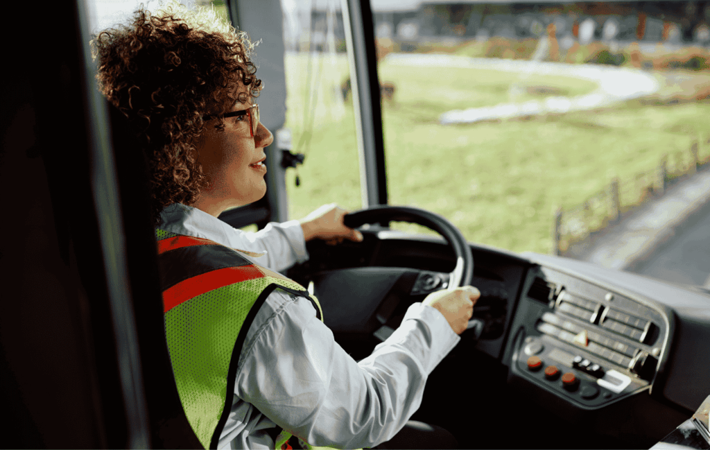 18 000 conducteurs manquent en France : et si vous deveniez chauffeur de bus ?